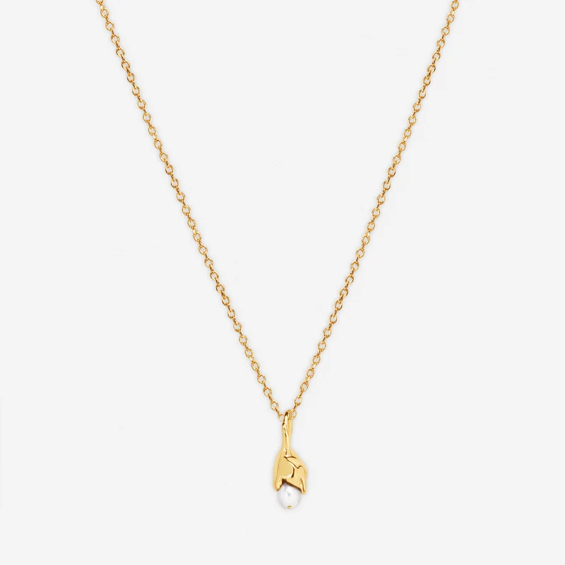 COLLIER SARAH