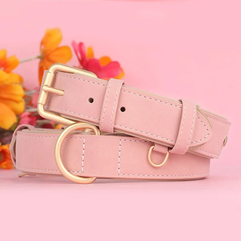 Collier pour chien doux et ajustable en cuir PU – Laisse assortie en option