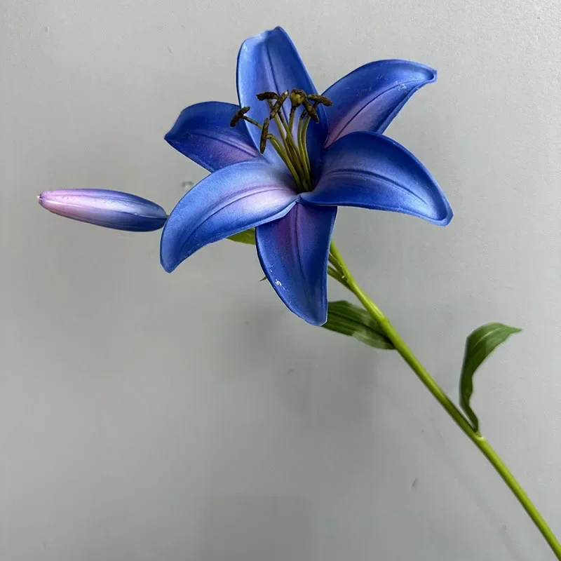branche de lys artificielle décoration florale pour intérieur