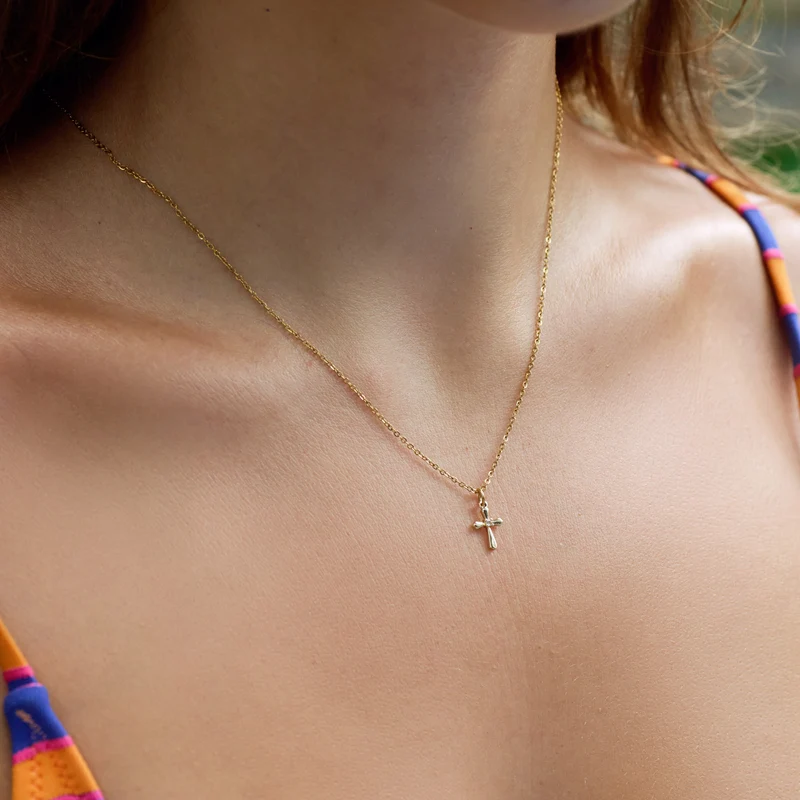 Estelle - Collier croix en acier inoxydable