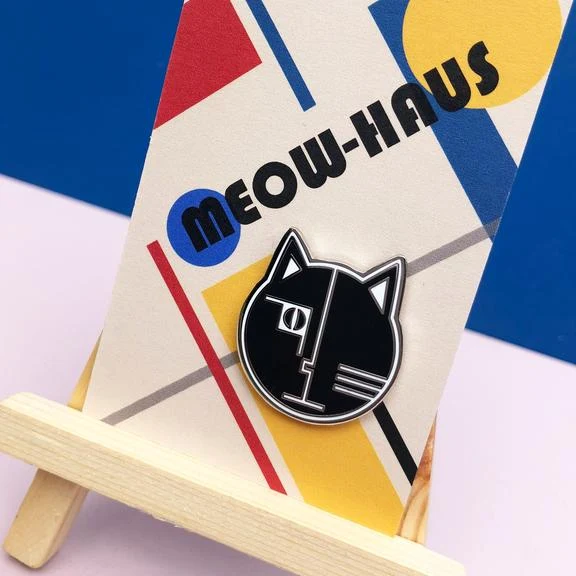 Pin's chat Meow-Haus