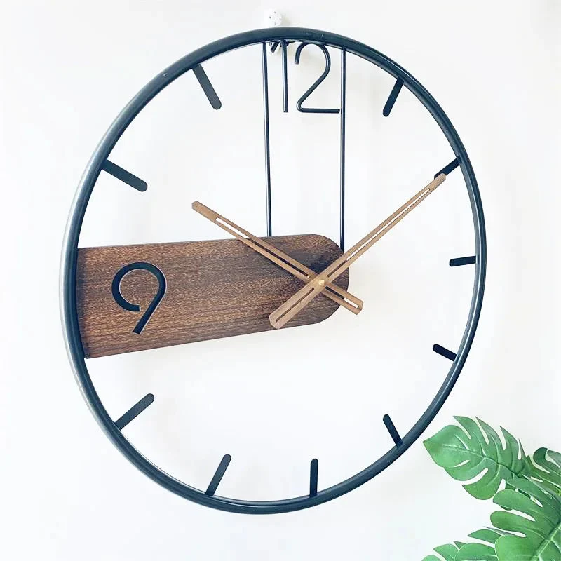 horloge suspendue en fer créative au design nordique