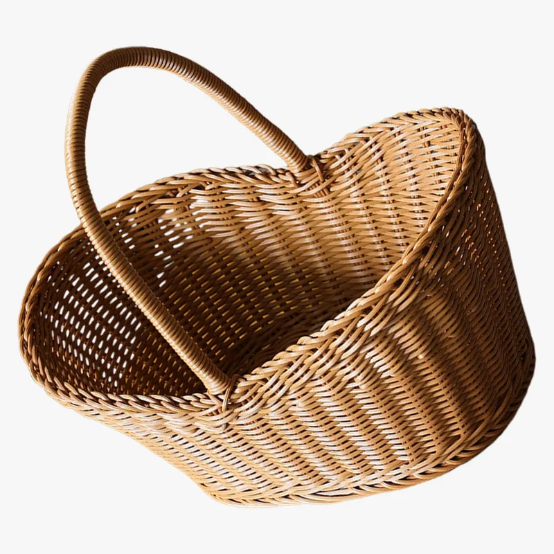 panier en rotin pour pique-nique avec poignée pratique