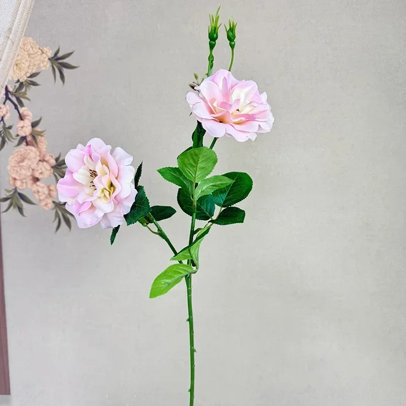 fleurs artificielles deux têtes roses décoration élégante pour intérieur